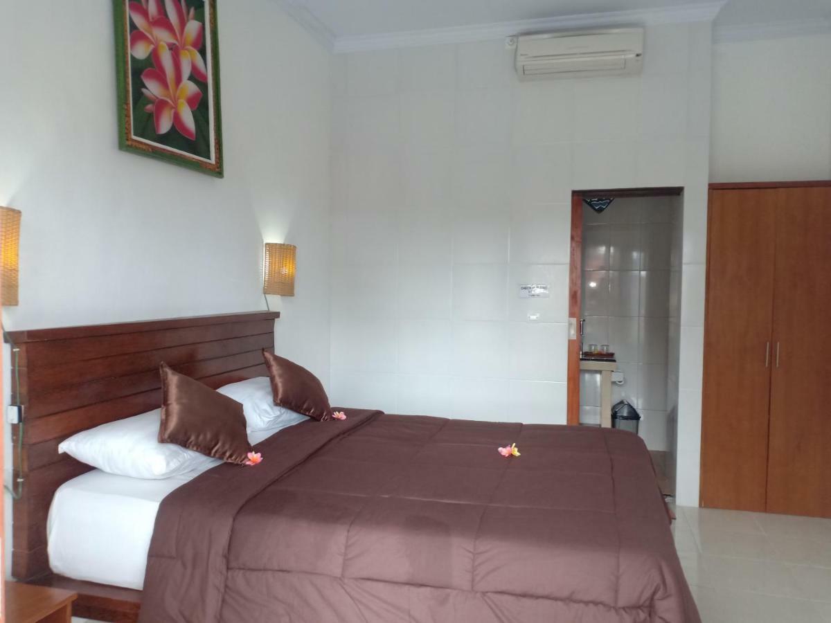 Dwiki Putra Home Stay Lembongan Extérieur photo
