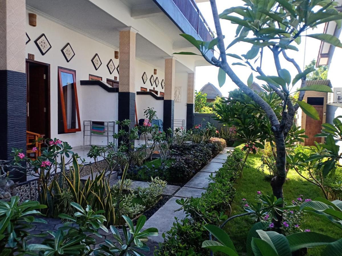 Dwiki Putra Home Stay Lembongan Extérieur photo